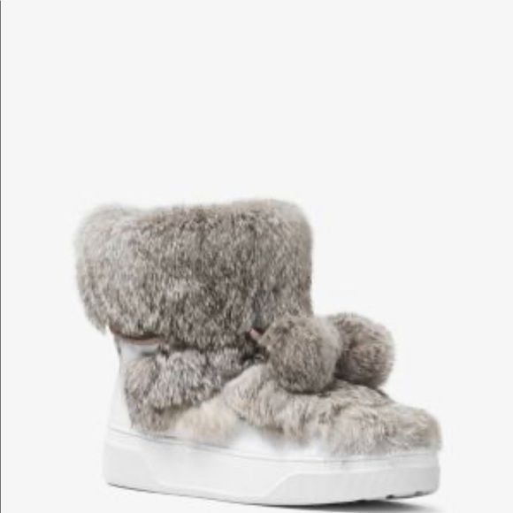 Michael Kors Shoes - Fur boots Michael kors - 9.5